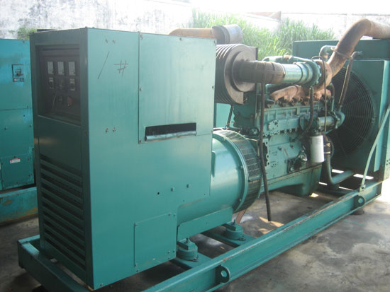 良庆租赁发电机- 发电机碳刷磨损的原因是什么