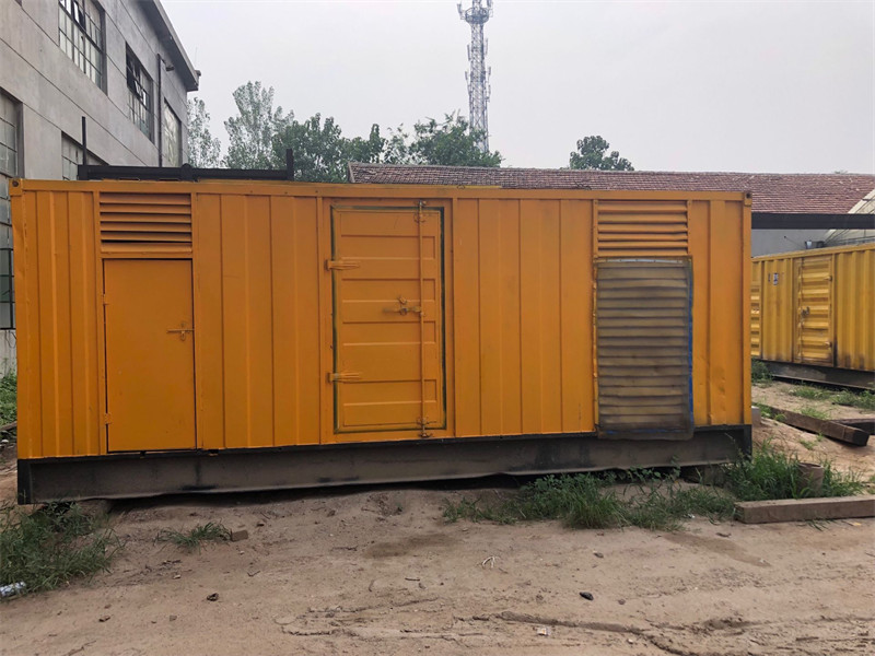 良庆柴油发电机如何判断新机油是否已经完全充满机油滤清器？