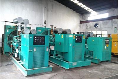 良庆如何将干接点与其他设备连接?