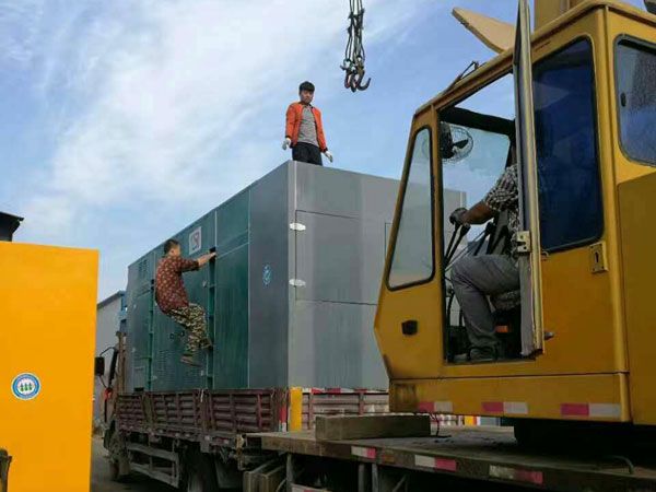 良庆更换水冷式机油散热器密封件的操作流程是怎样的？